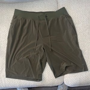 Lulu lemon shorts THE Lined Shorts 9”